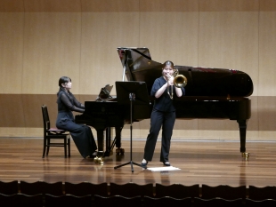 ���c �������